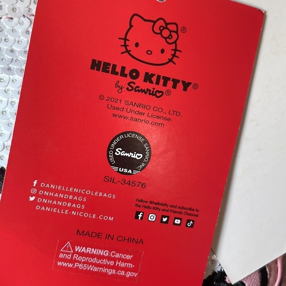 Hello Kitty Backpack  - Picture 9 of 9